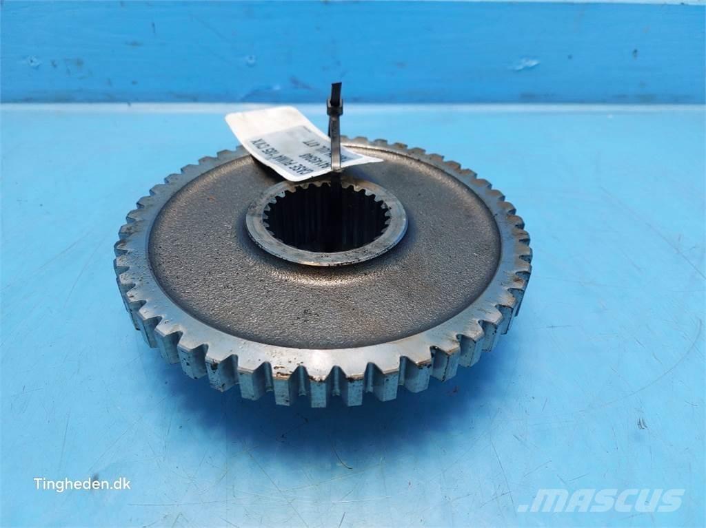 CASE Puma 185 トランスミッション