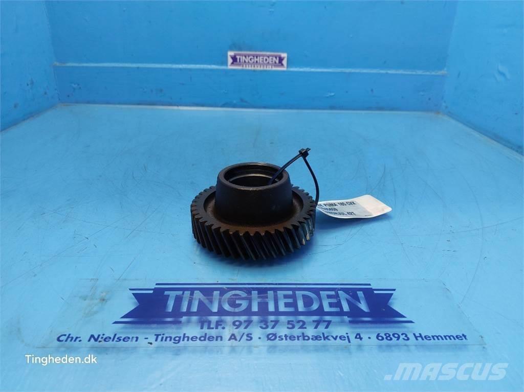 CASE Puma 185 トランスミッション