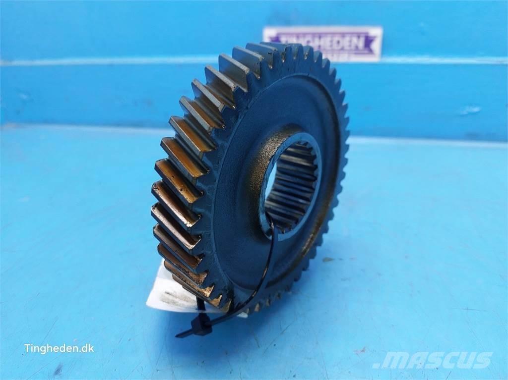 CASE Puma 185 トランスミッション