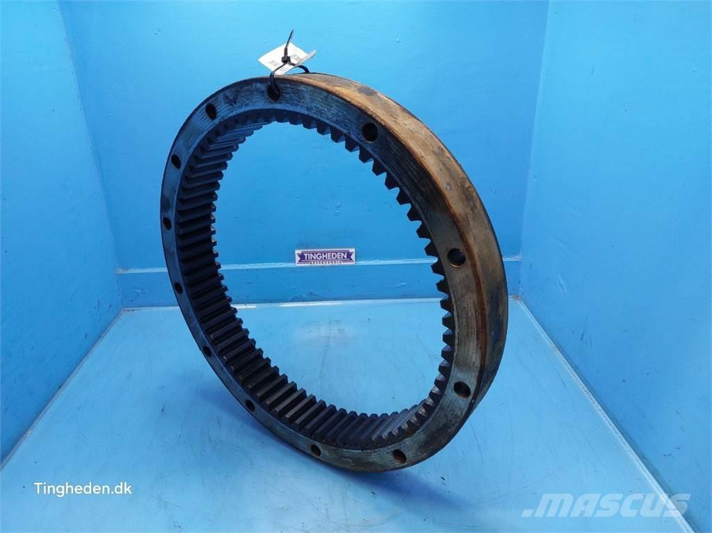 CASE Puma 185 トランスミッション