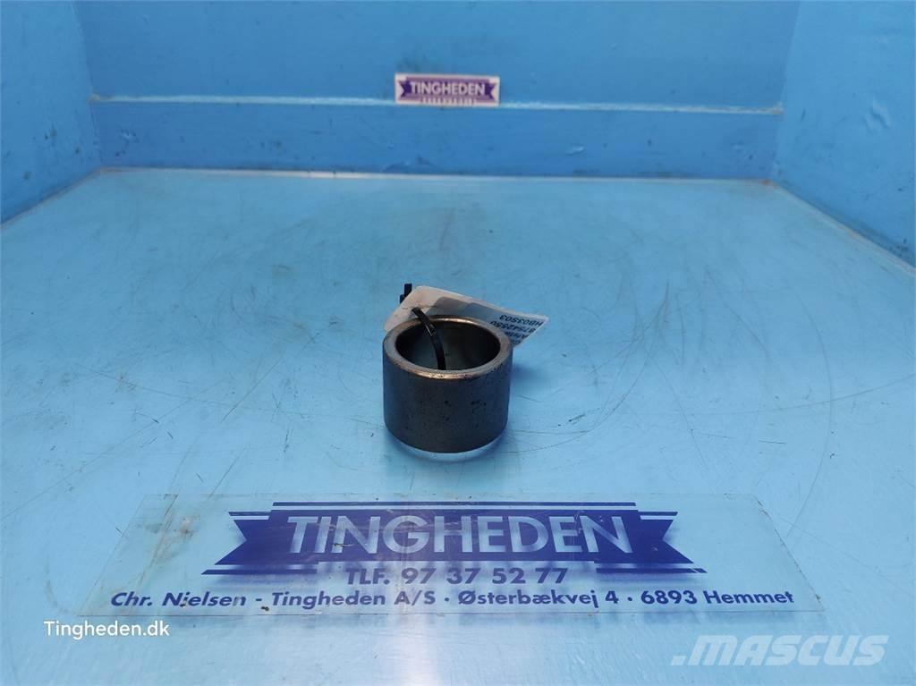 CASE Puma 185 トランスミッション