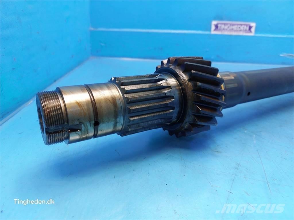 CASE Puma 185 トランスミッション