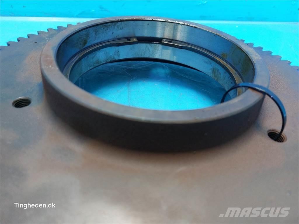 CASE Puma 185 トランスミッション