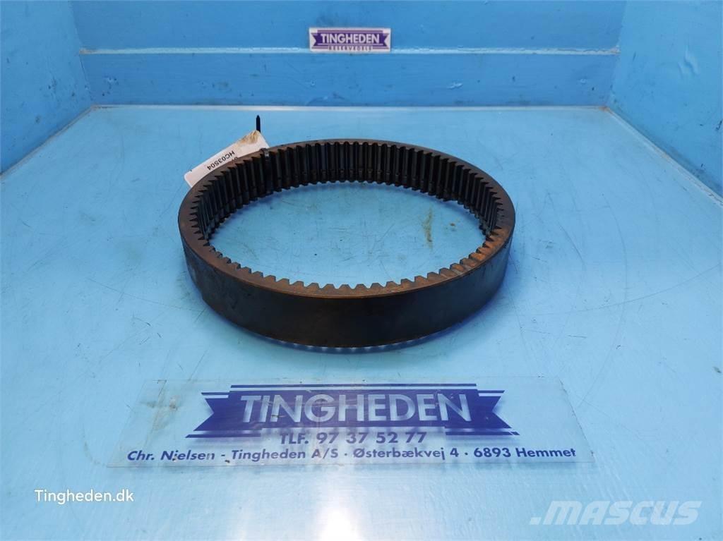 CASE Puma 185 トランスミッション