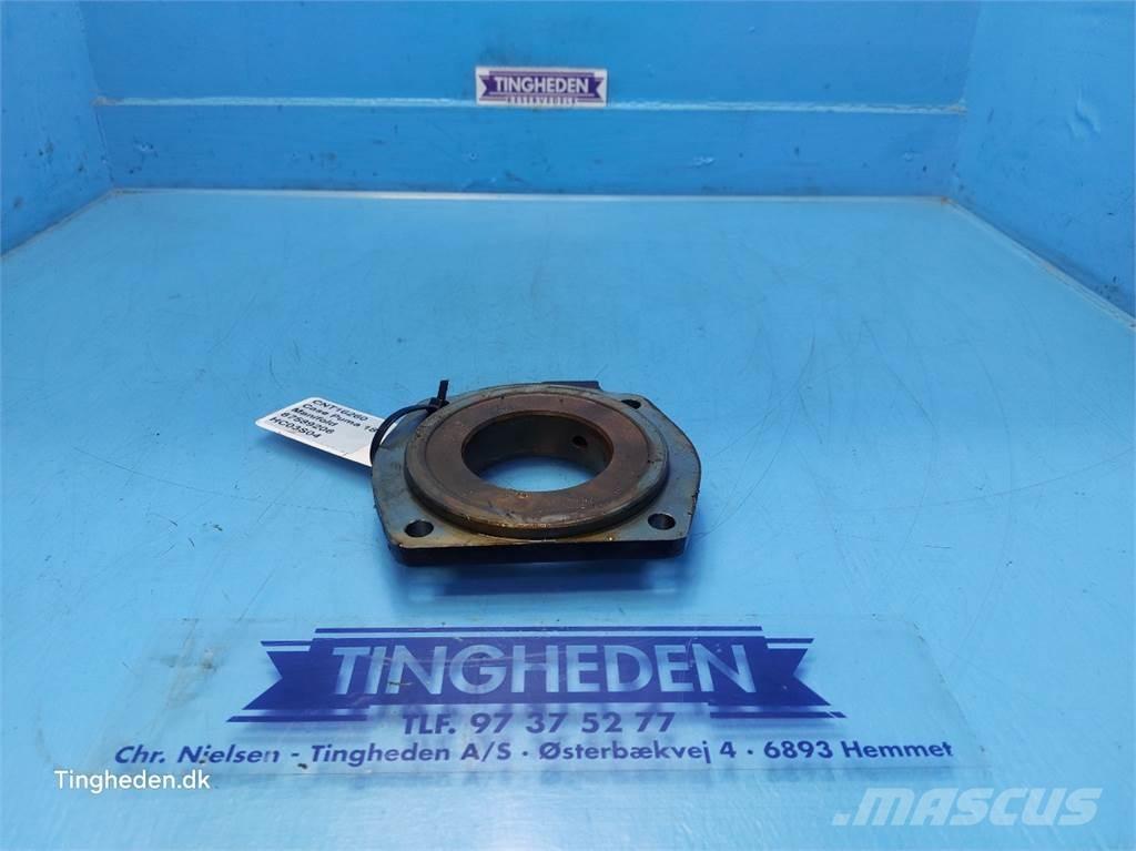 CASE Puma 185 トランスミッション