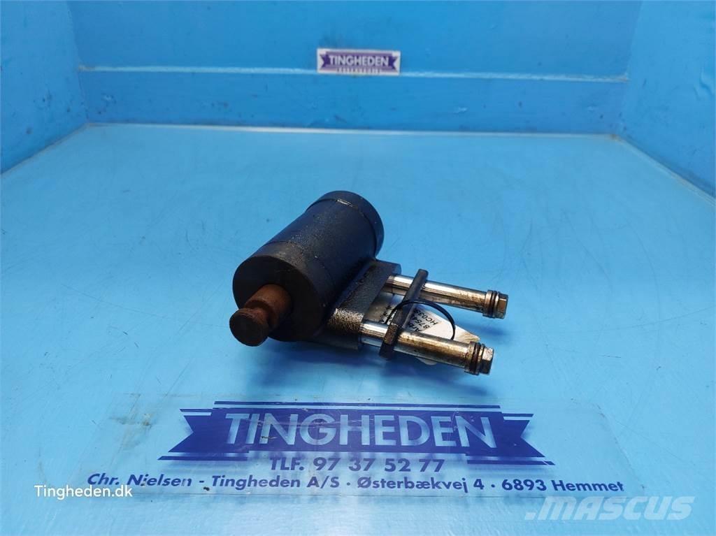 CASE Puma 185 トランスミッション