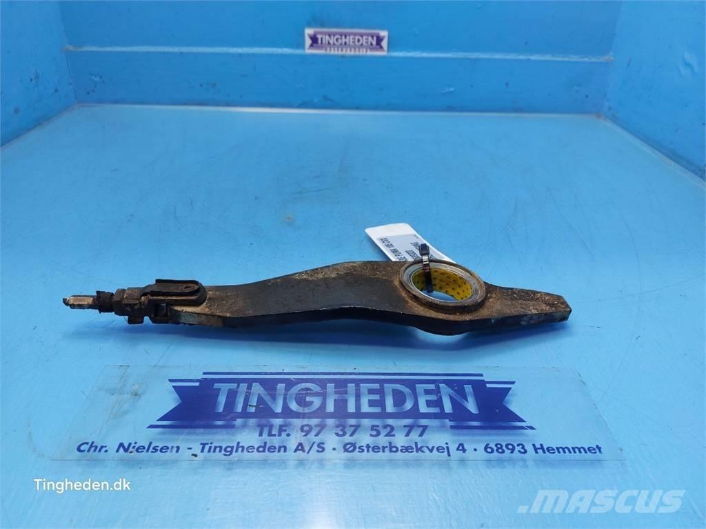 CASE Puma 185 トランスミッション