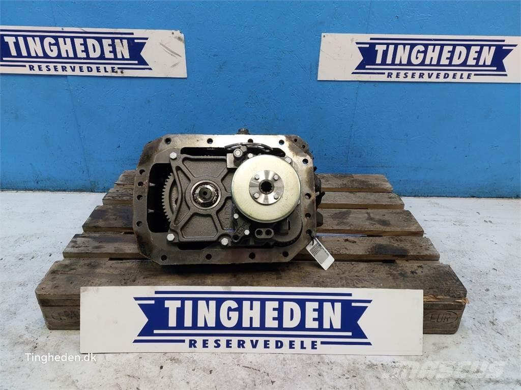 CASE Puma 185 トランスミッション