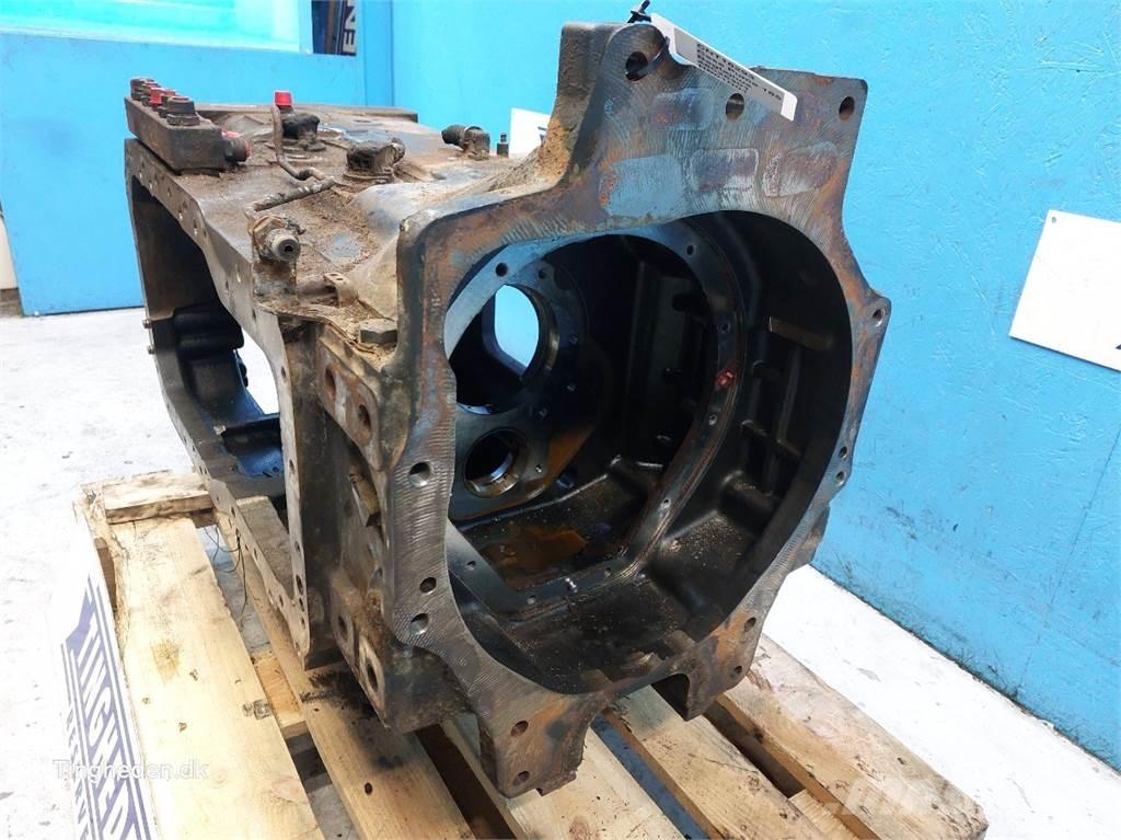 CASE Puma 185 トランスミッション