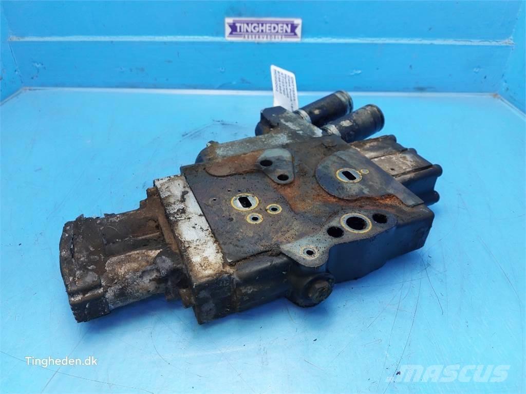 CASE Puma 185 油圧機
