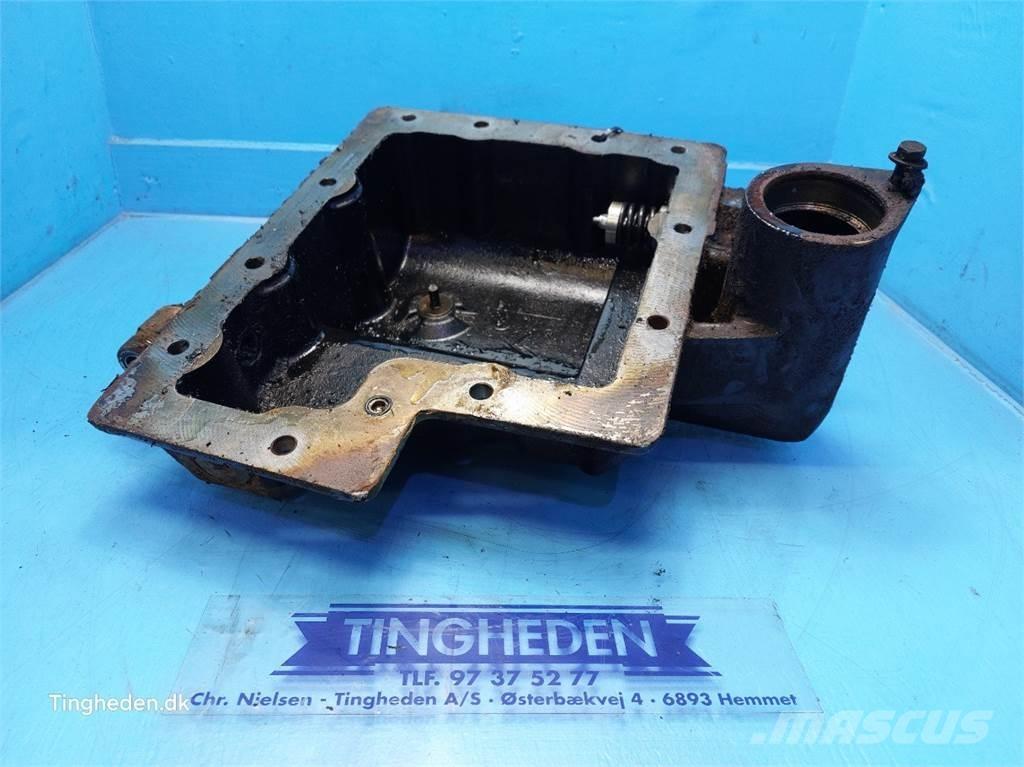 CASE Puma 185 トランスミッション