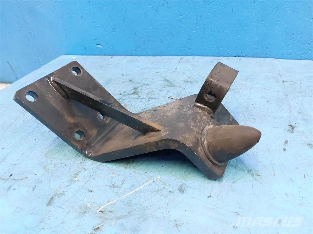 CASE Puma 200 キャビン及び内装