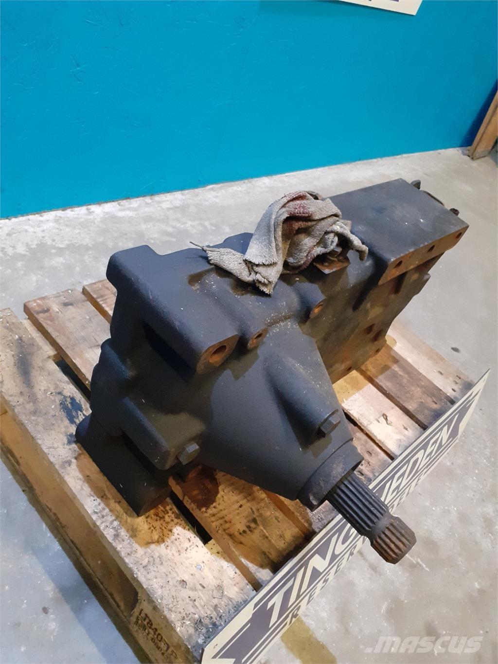 CASE STX 440 その他トラクターアクセサリー・アタッチメント