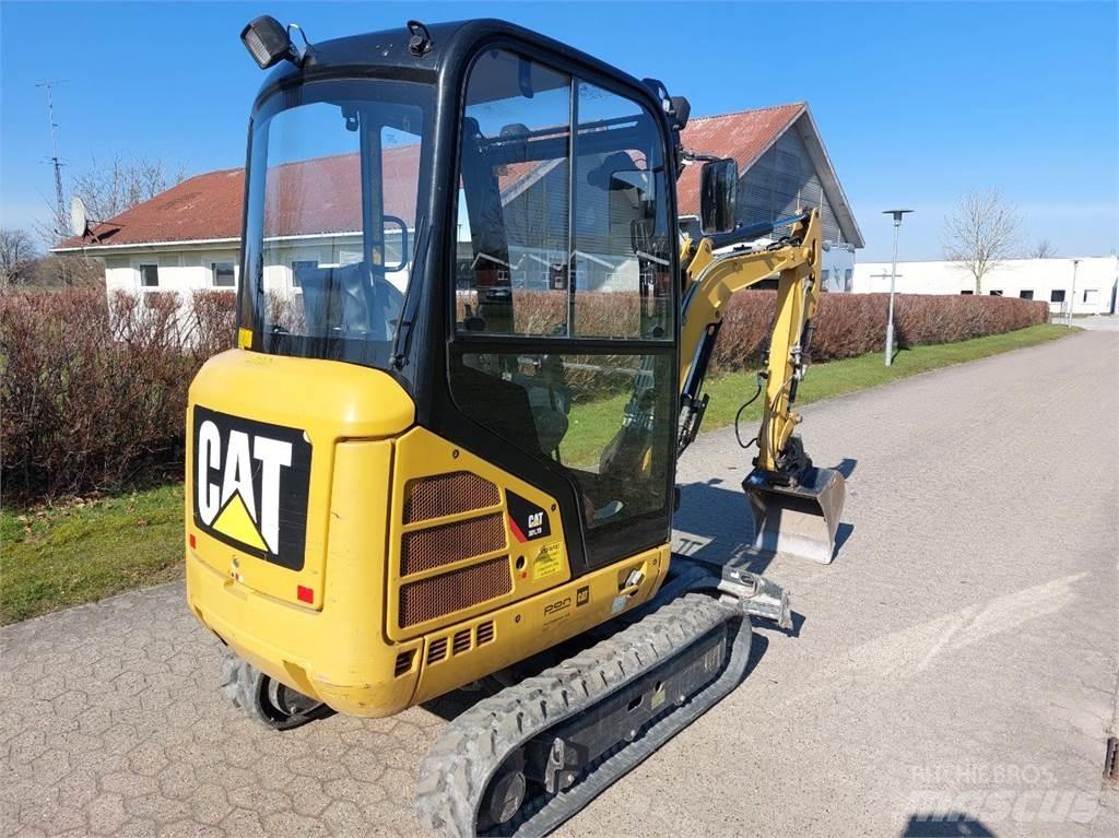 CAT 301.7D ミニ油圧ショベル 7t以下（ミニユンボ・ミニディガー）