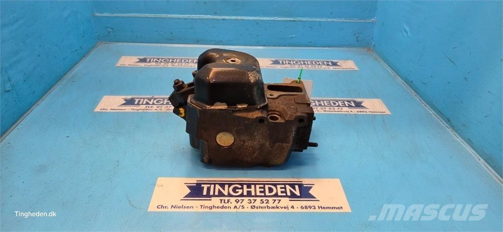 Deutz 1000.4WT2 エンジン