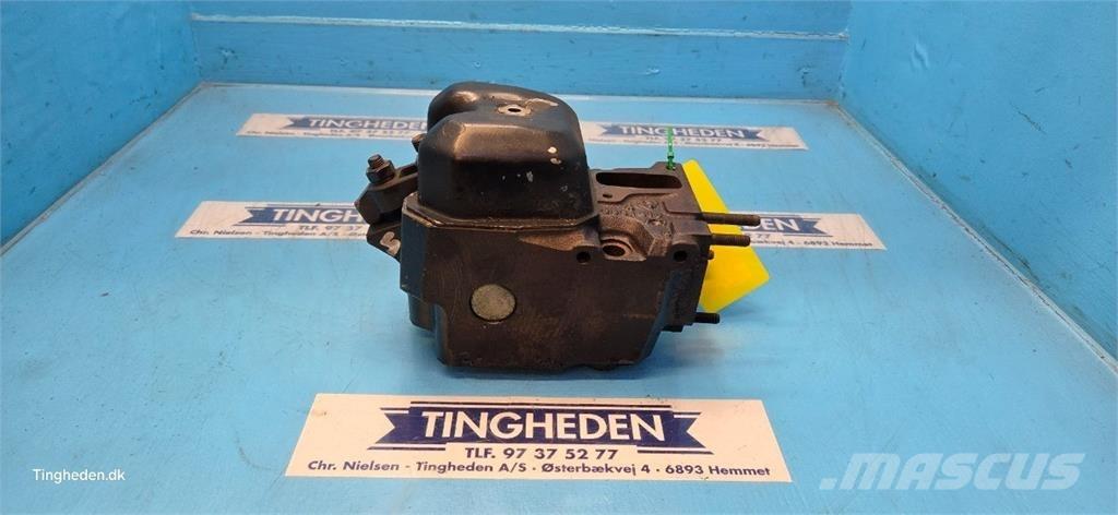 Deutz 1000.4WT2 エンジン