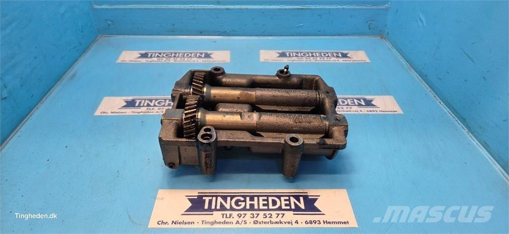 Deutz 1000.4WT2 エンジン
