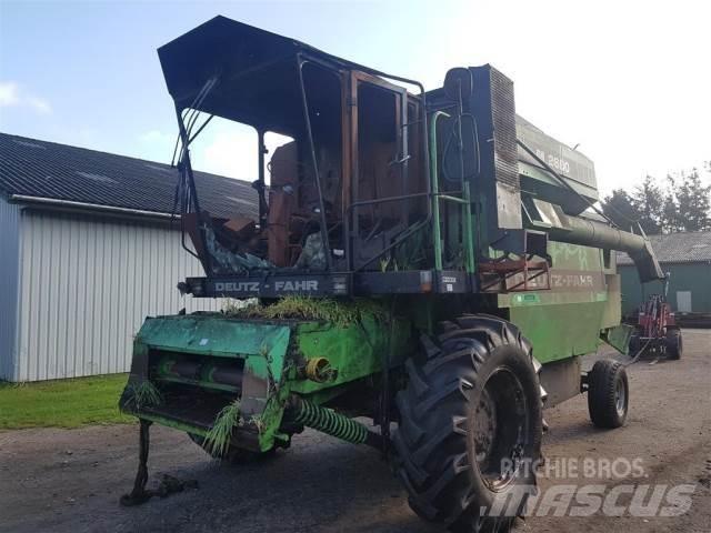 Deutz-Fahr M2680 コンバイン