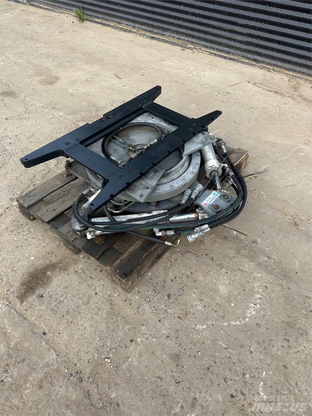 Elm 180’ vender 旋回機
