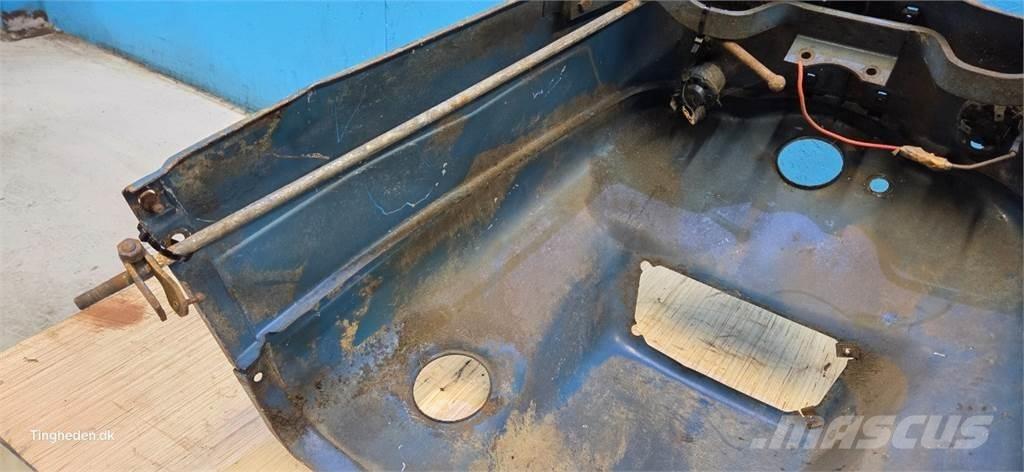 Ford 5000 その他トラクターアクセサリー・アタッチメント