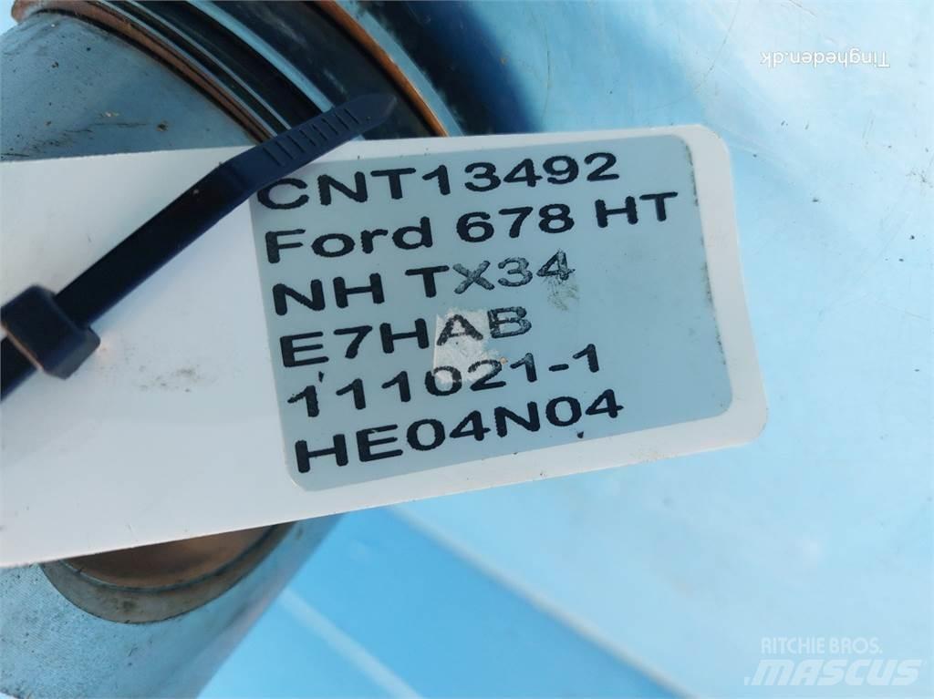 Ford 678 HT エンジン