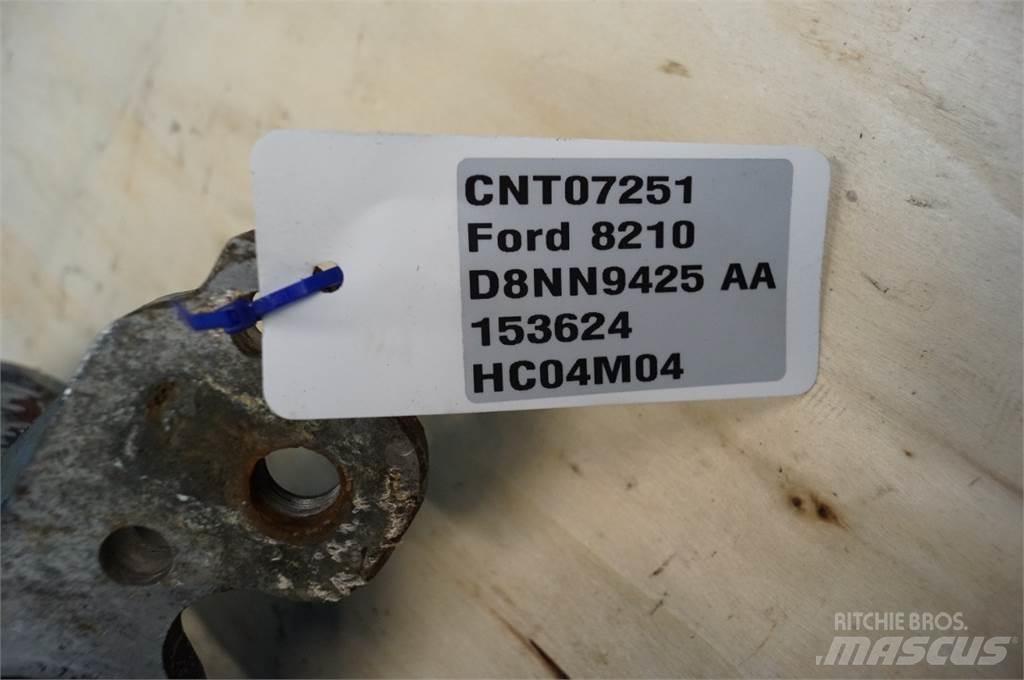 Ford 8210 エンジン