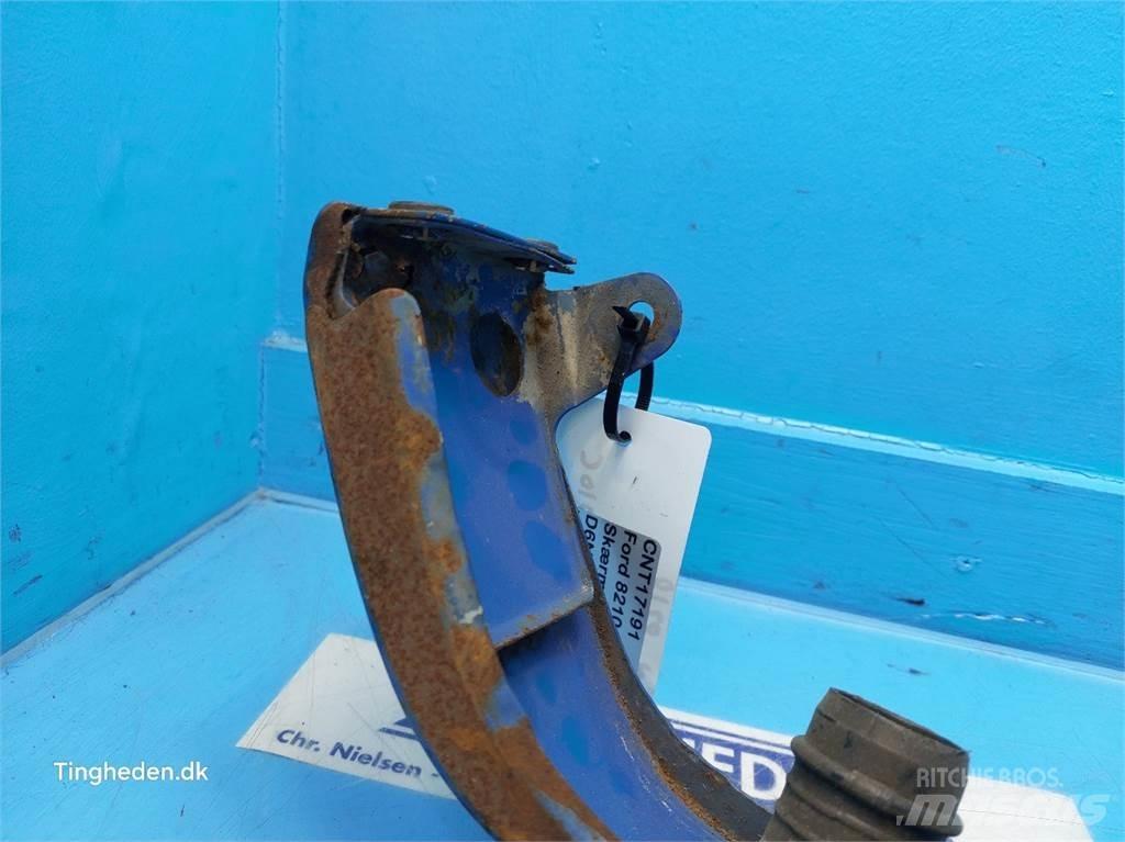 Ford 8210 その他トラクターアクセサリー・アタッチメント