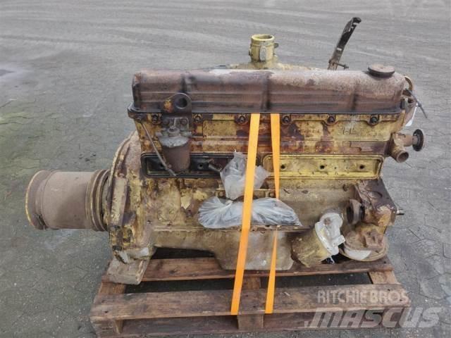 Ford Trader 590E エンジン
