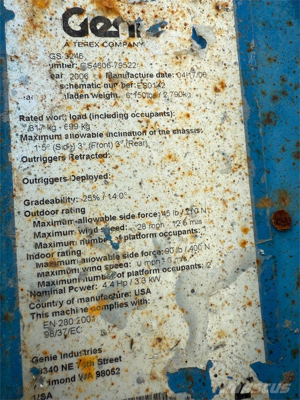 Genie GS3246 シザースリフト