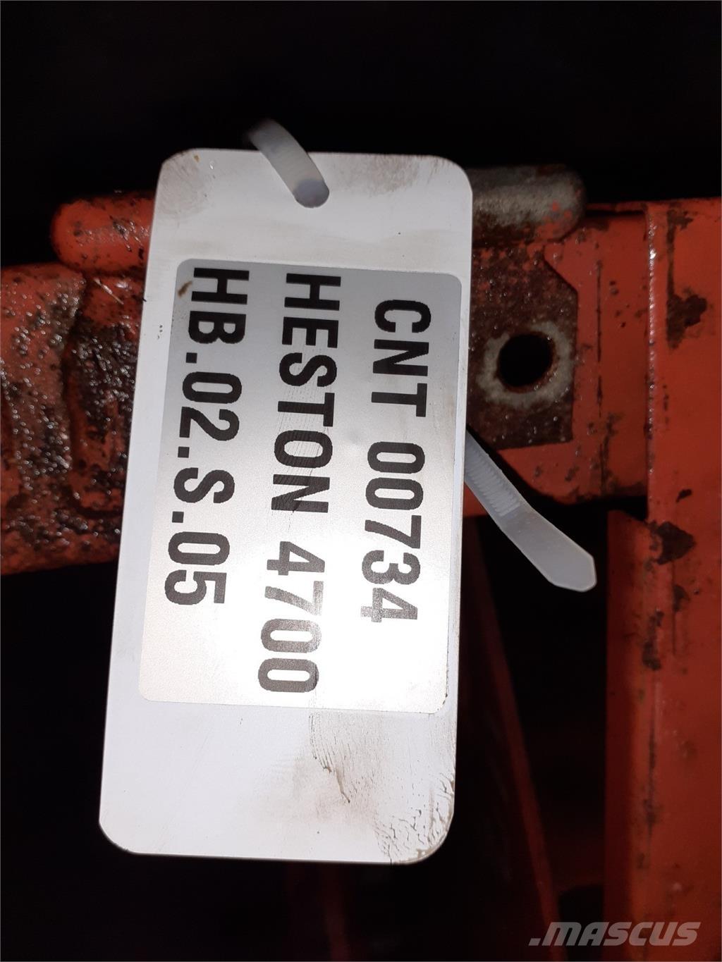 Hesston 4700 その他飼料収穫設備