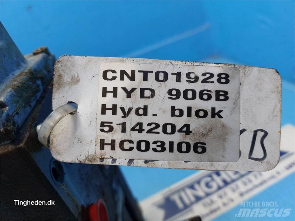 Hydrema 906B 油圧機
