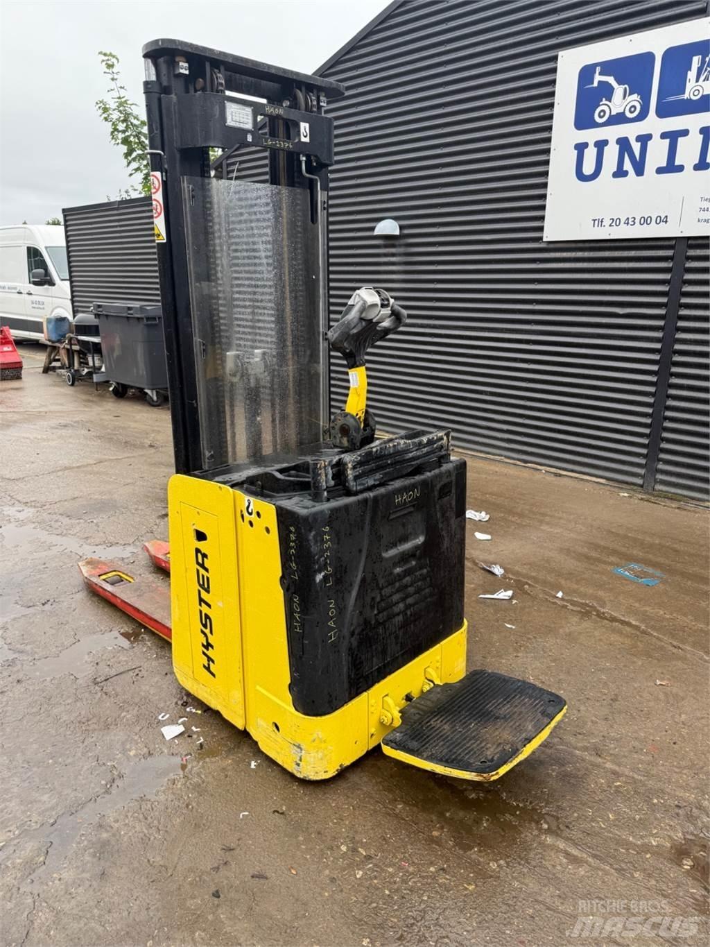 Hyster S1.5 ハンド　パレットトラック