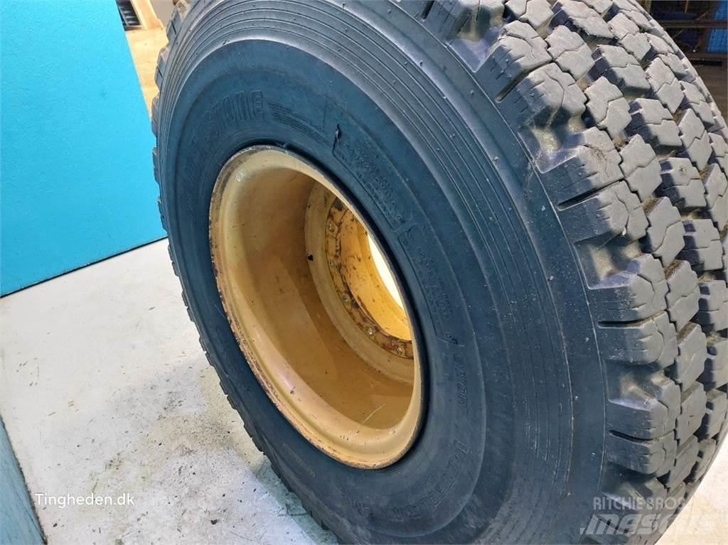 JCB 25 20.5R25 タイヤ、ホイル、リム