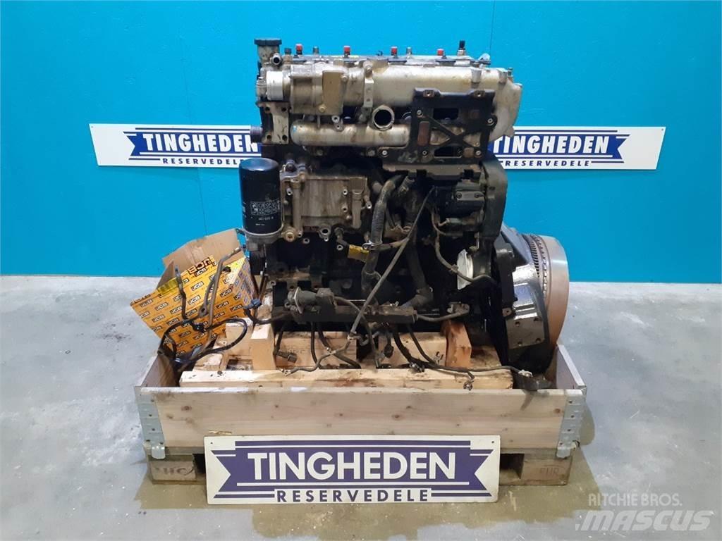 JCB 448 TA4 エンジン