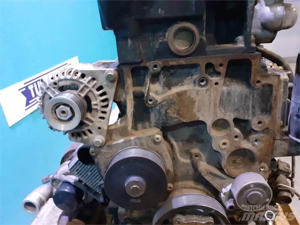 JCB 448 TA4 エンジン