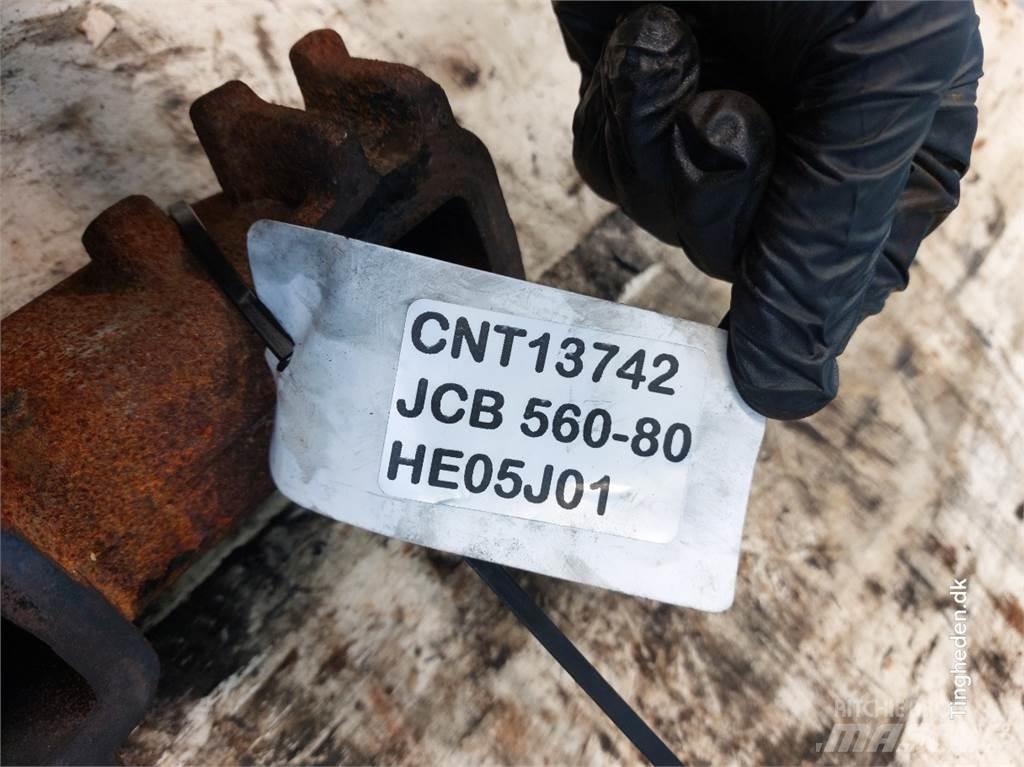 JCB 560-80 エンジン