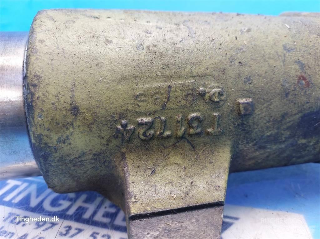 John Deere  油圧機