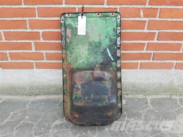 John Deere 1052 エンジン