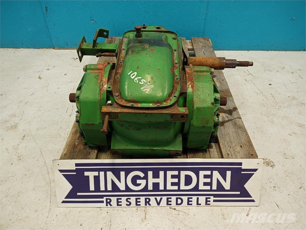 John Deere 1065 トランスミッション