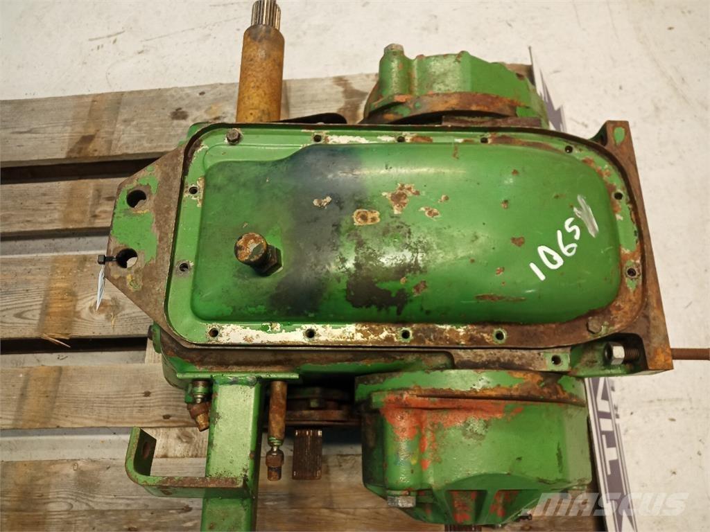 John Deere 1065 トランスミッション