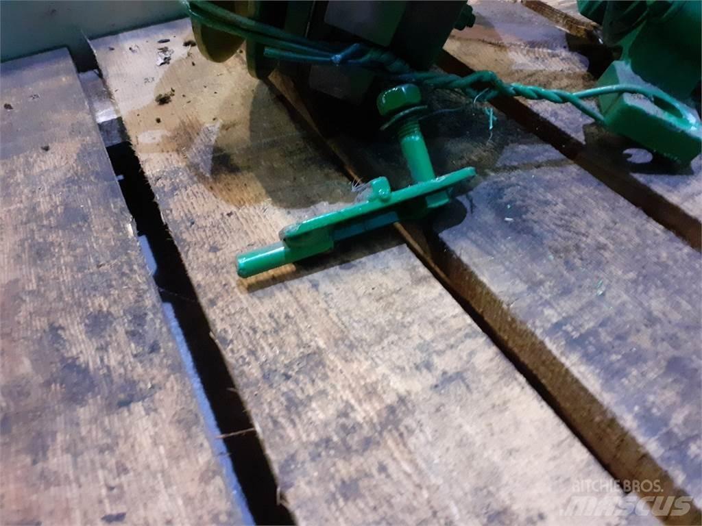 John Deere 1075 コンバインハーベスターアクセサリー・アタッチメント