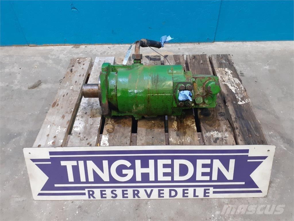 John Deere 1075 油圧機