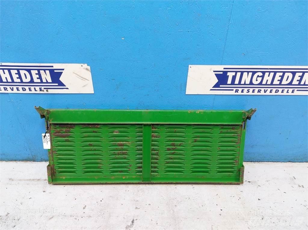 John Deere 1075 砂と塩撒き専用車
