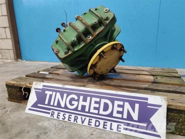 John Deere 1085 コンバインハーベスターアクセサリー・アタッチメント