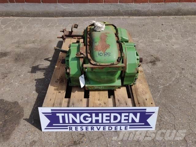 John Deere 1085 トランスミッション