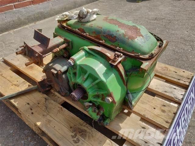 John Deere 1085 トランスミッション