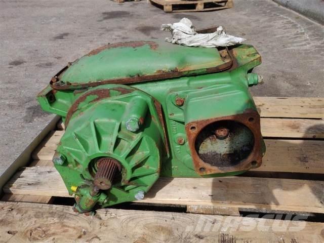 John Deere 1085 トランスミッション