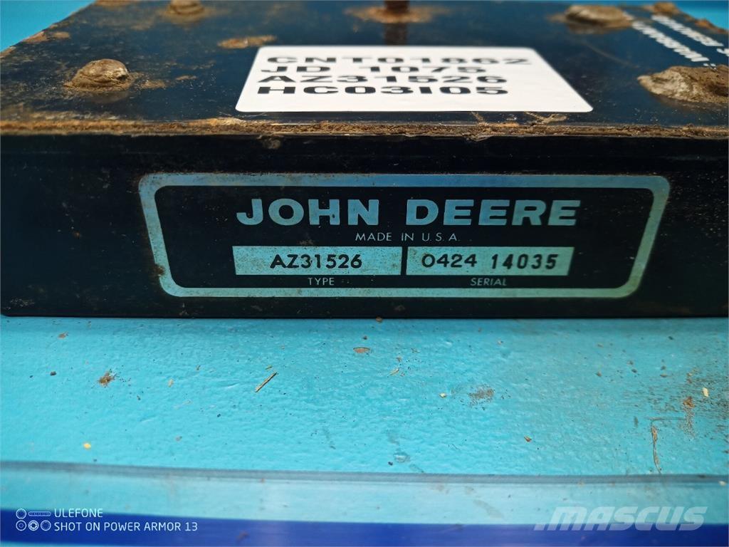 John Deere 1085 電子機器