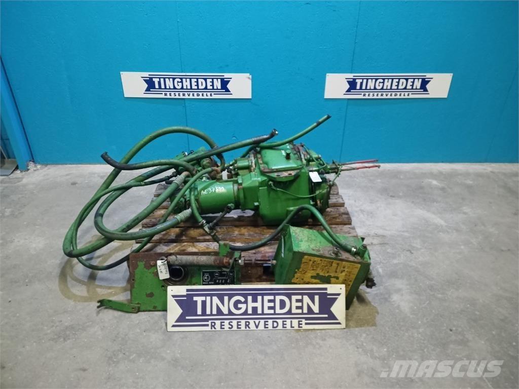 John Deere 1085 トランスミッション