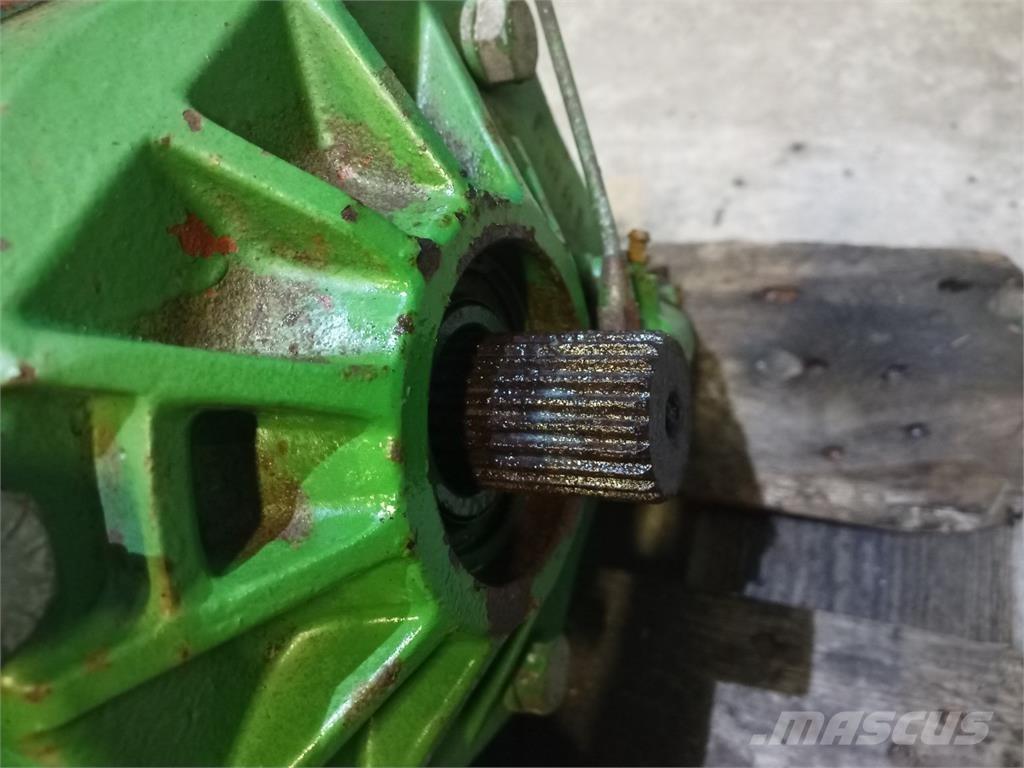 John Deere 1085 トランスミッション
